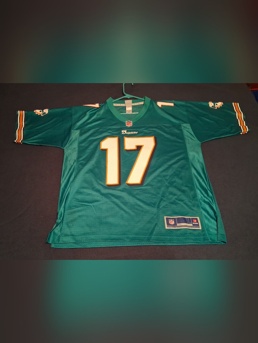 Pro line Miami Dolphins Ryan Tannehill #17 teal Jeresy. Sz. L.
